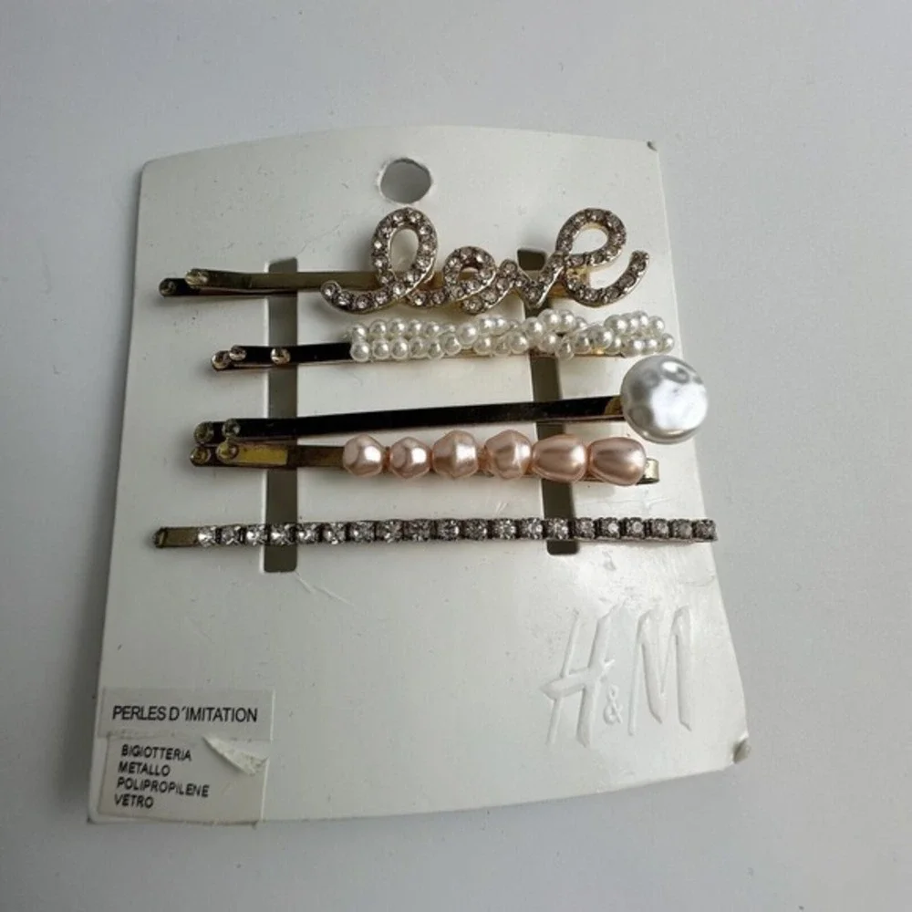 H&M Gold Tone Hair Clip Set 5pc Love Rhinestone Faux Pearl Bobby Pins New‎ J-01